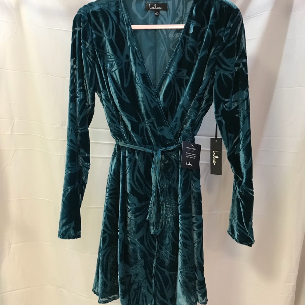 NWT Lulu’s Wrap Dress